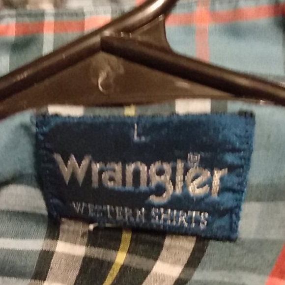 Pearl snap long sleeve shirt - Picture 2 of 2